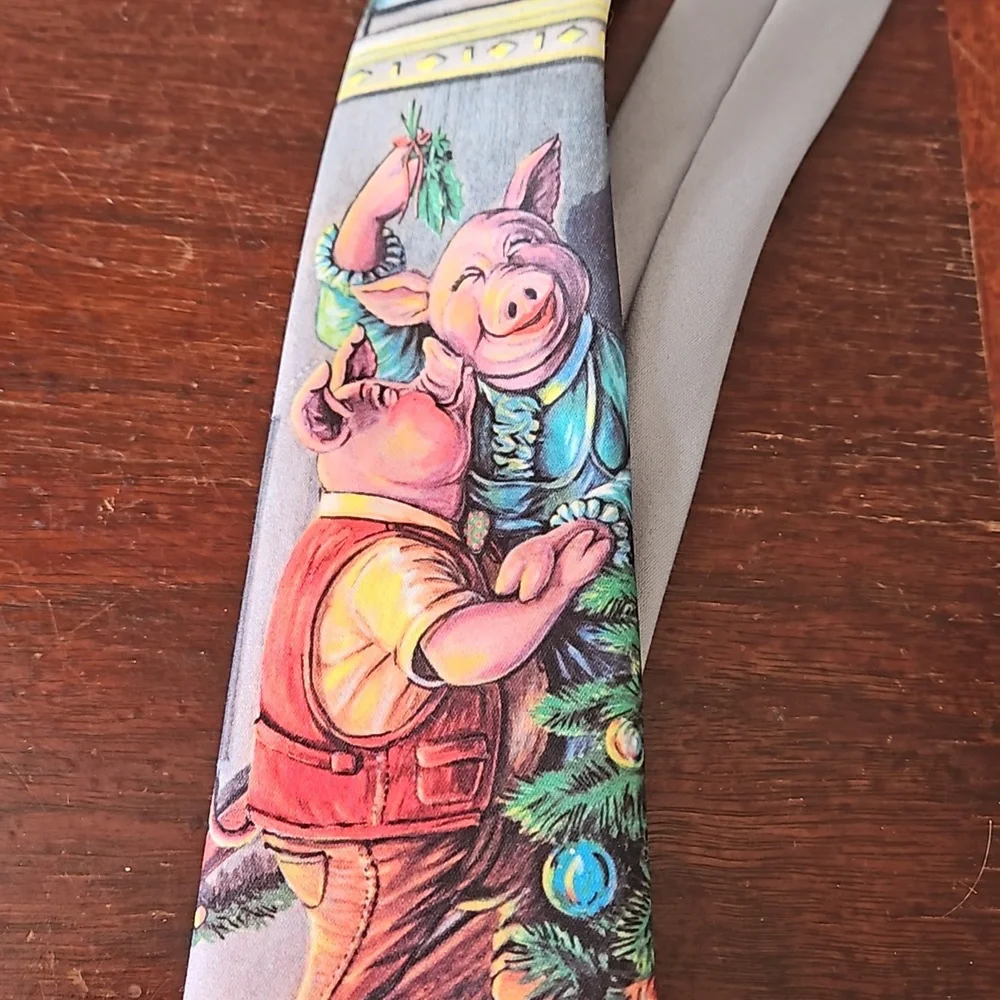 1992 Ralph Marlin Santa Hog Christmas Tie Made in the USA Vintage